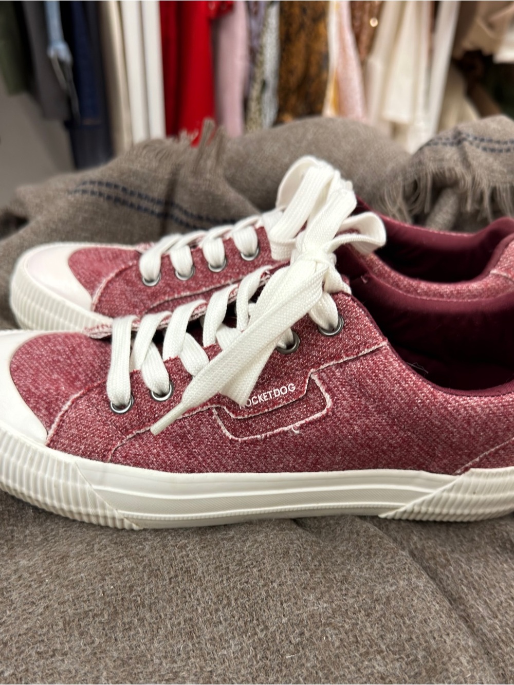 🍀3/$30 Rocket Dog Women's Low-Top Sneakers in Rose/Mauve